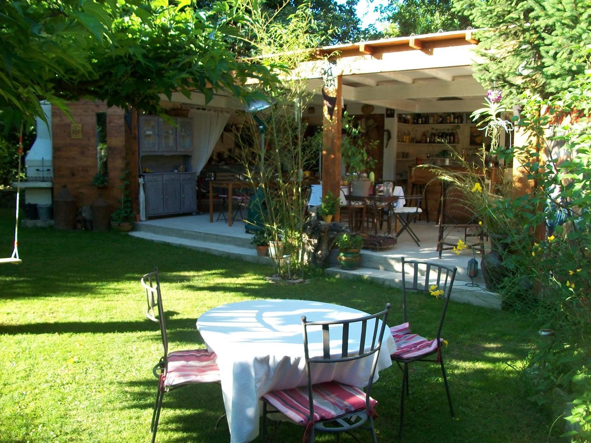 Hotel Le Mazet Des Beaujots à Monteux Extérieur photo