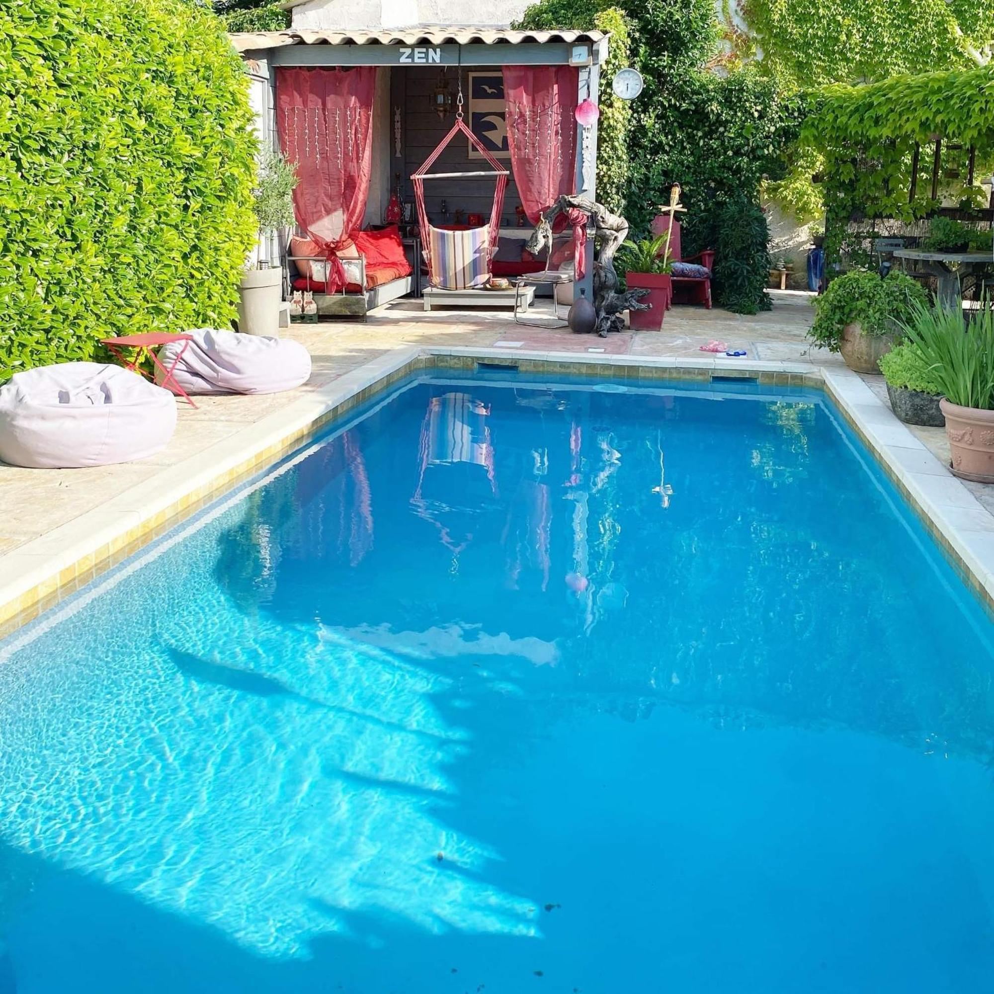Hotel Le Mazet Des Beaujots à Monteux Extérieur photo