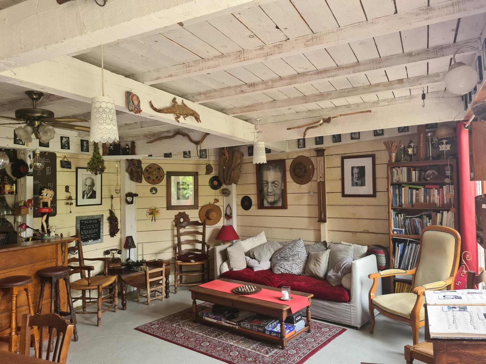 Hotel Le Mazet Des Beaujots à Monteux Extérieur photo