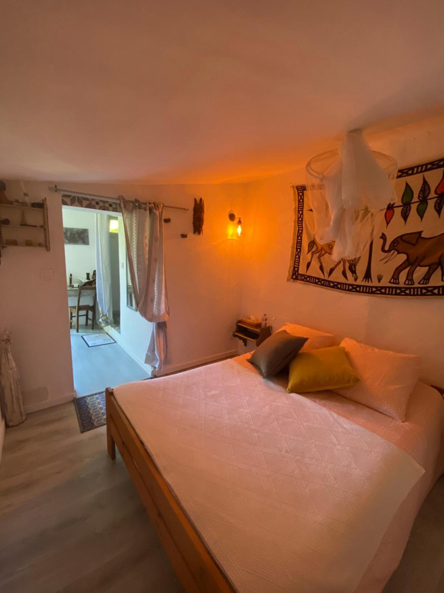 Hotel Le Mazet Des Beaujots à Monteux Extérieur photo