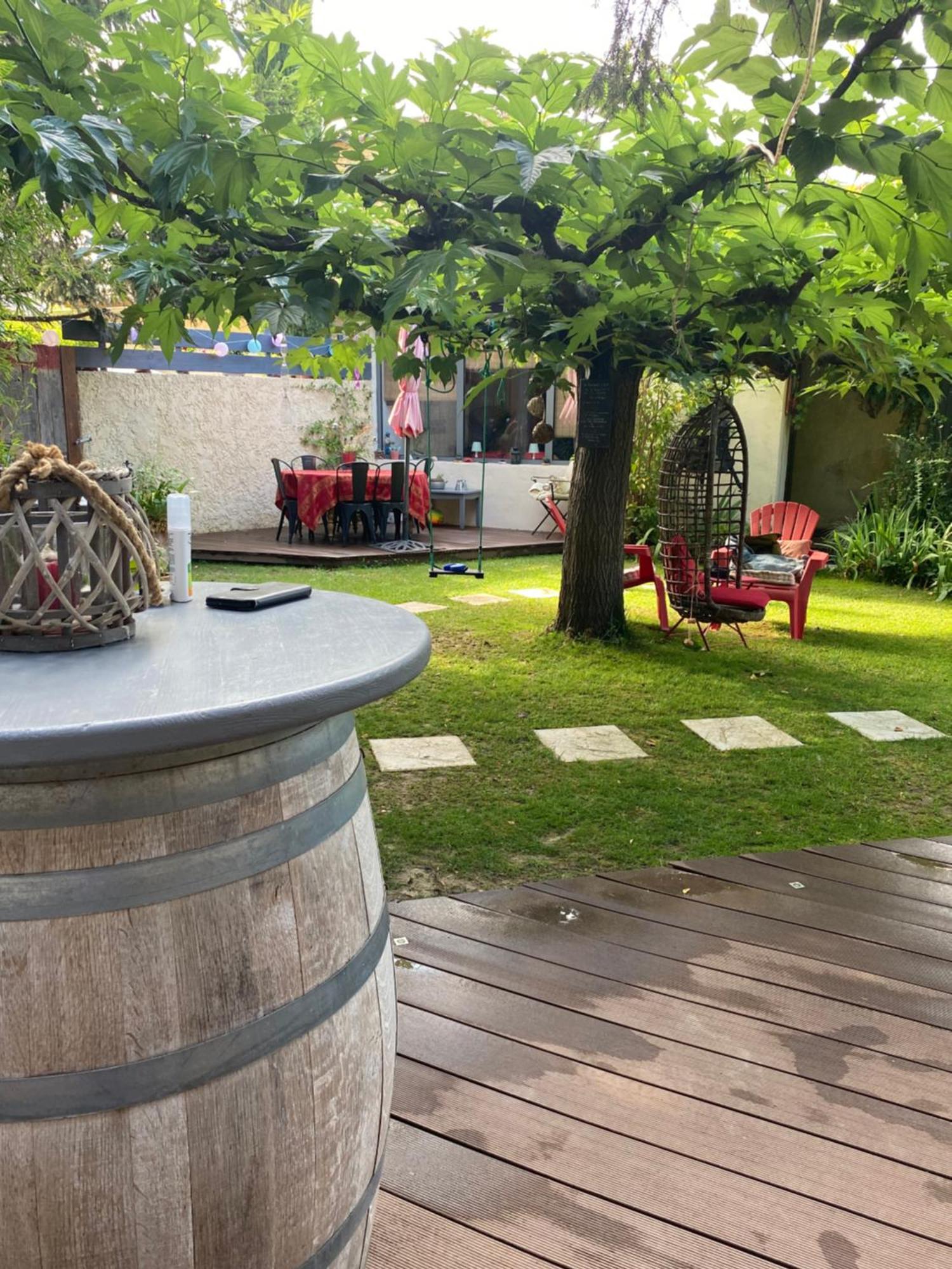 Hotel Le Mazet Des Beaujots à Monteux Extérieur photo